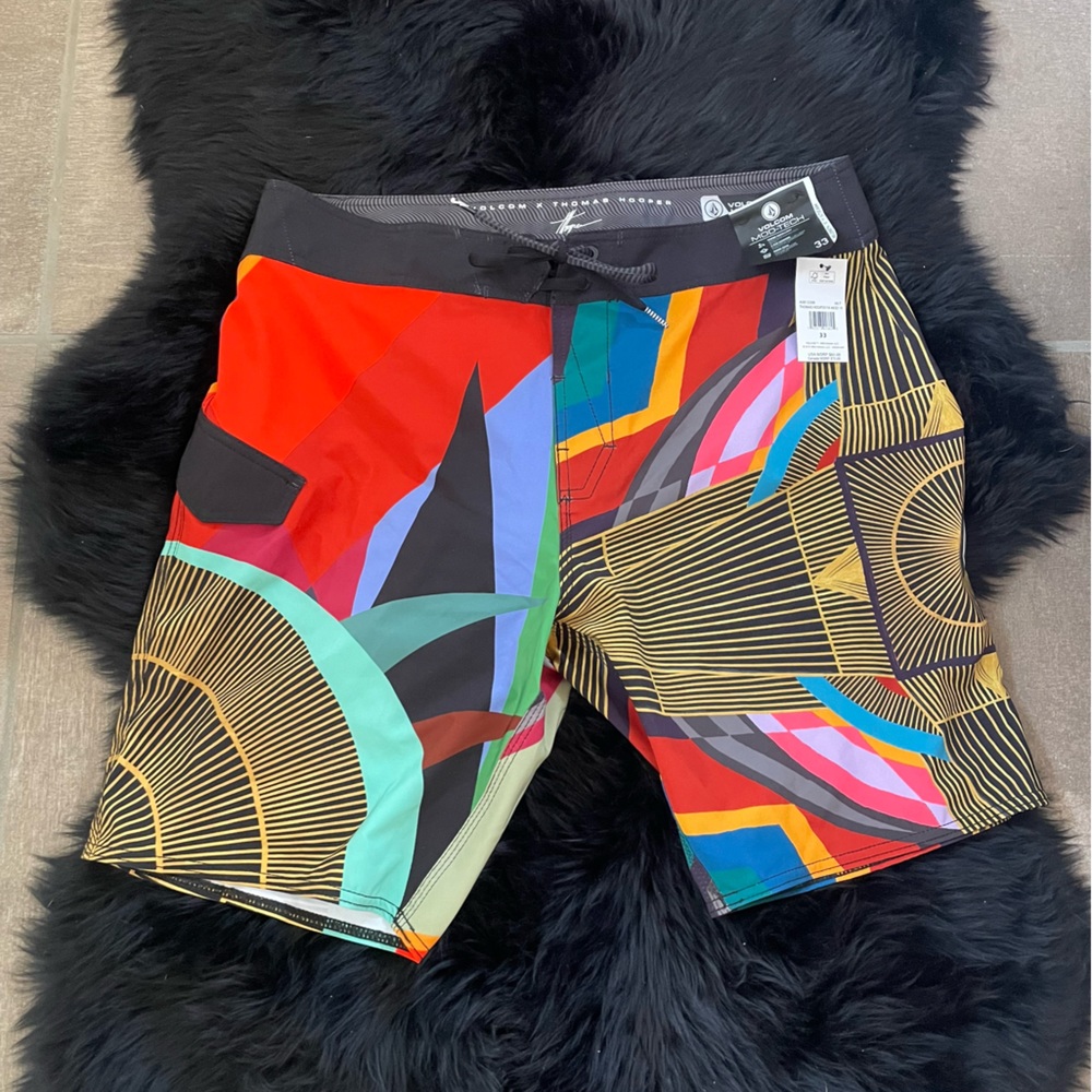 Volcom men’s swim trunks size 33